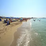 Di Apollo بيت للعطل