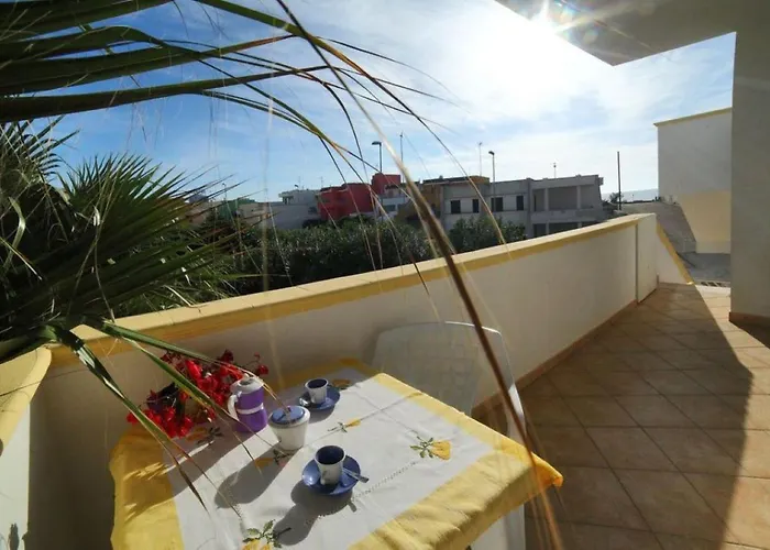 Di Apollo بيت للعطل